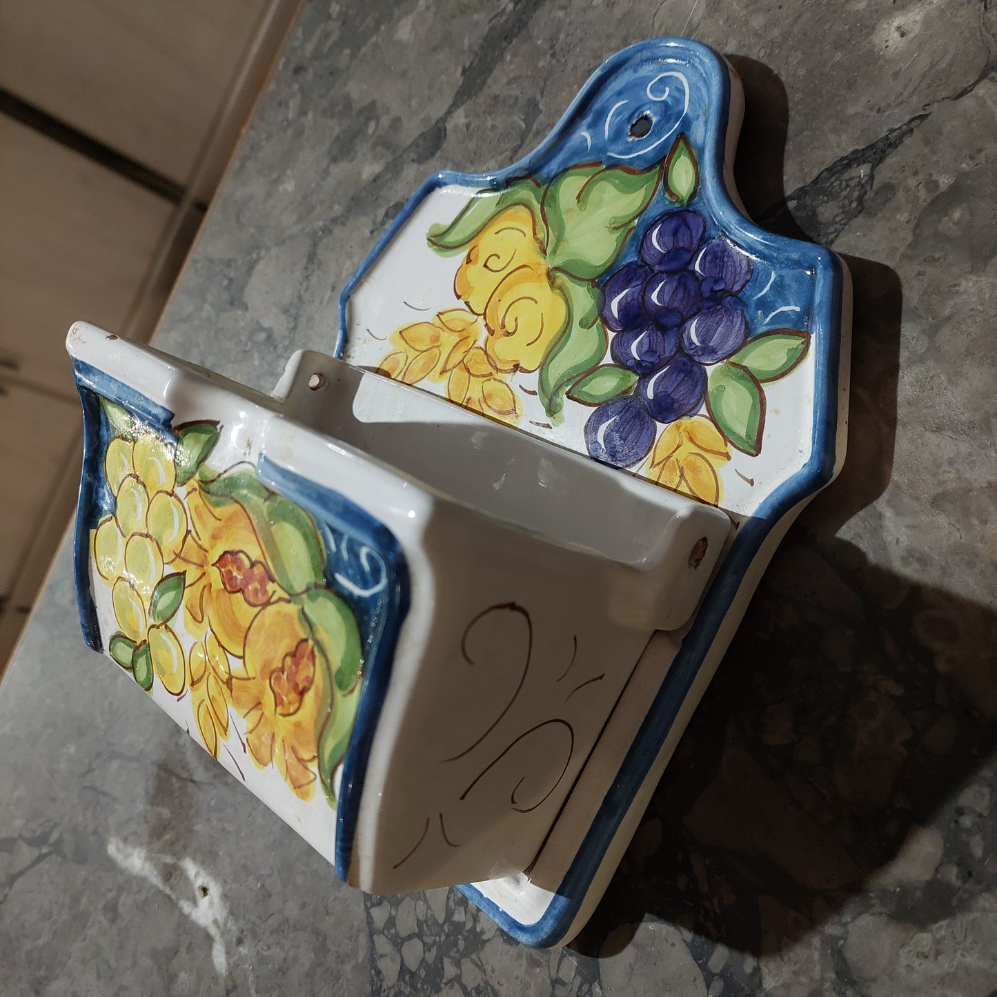 Porta Sale Da Parete Ceramica * Dipinta A Mano