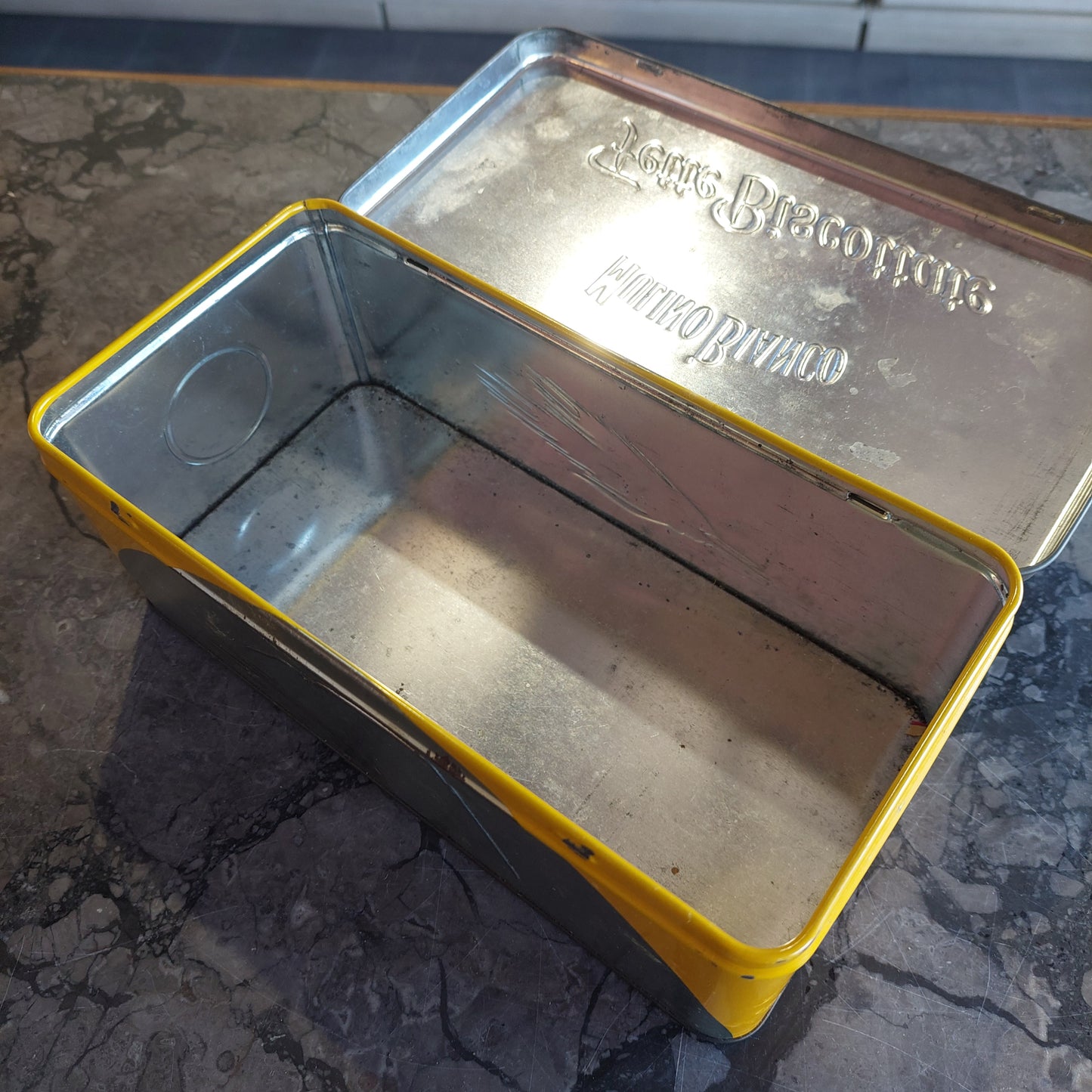 Scatola Di Latta Da Collezione Fette Biscottate Mulino Bianco Barilla Vintage
