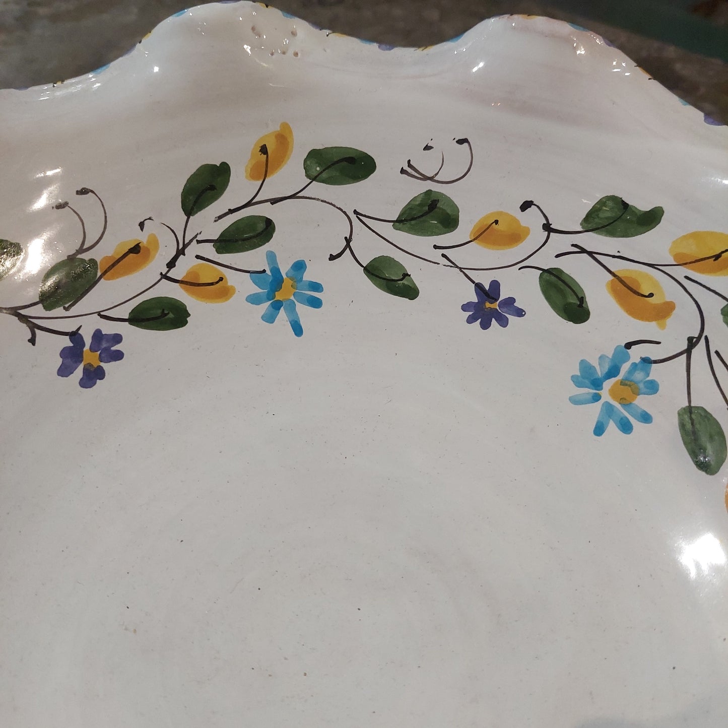 Centrotavola Smerlato Ceramica Siciliana D26