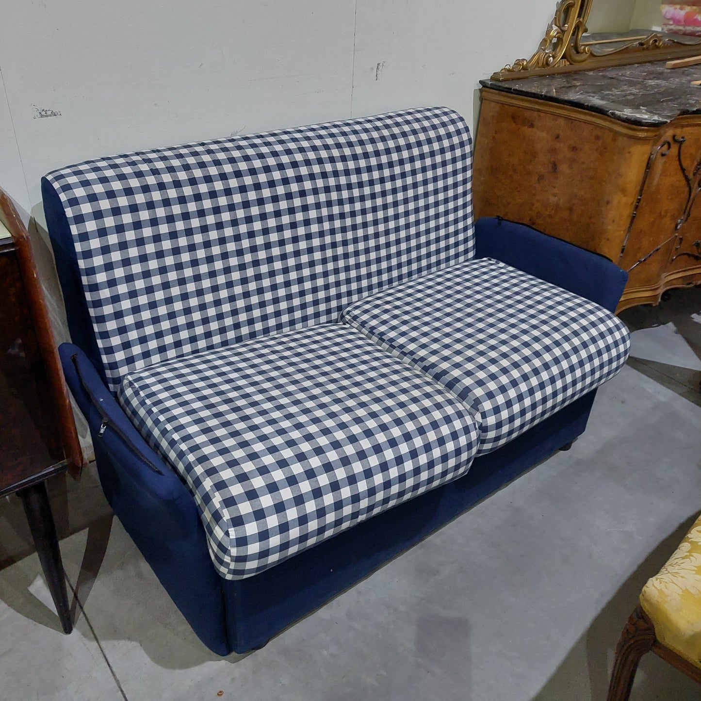 Divanetto* Tessuto Quadretti Blu Cm120x80x82h