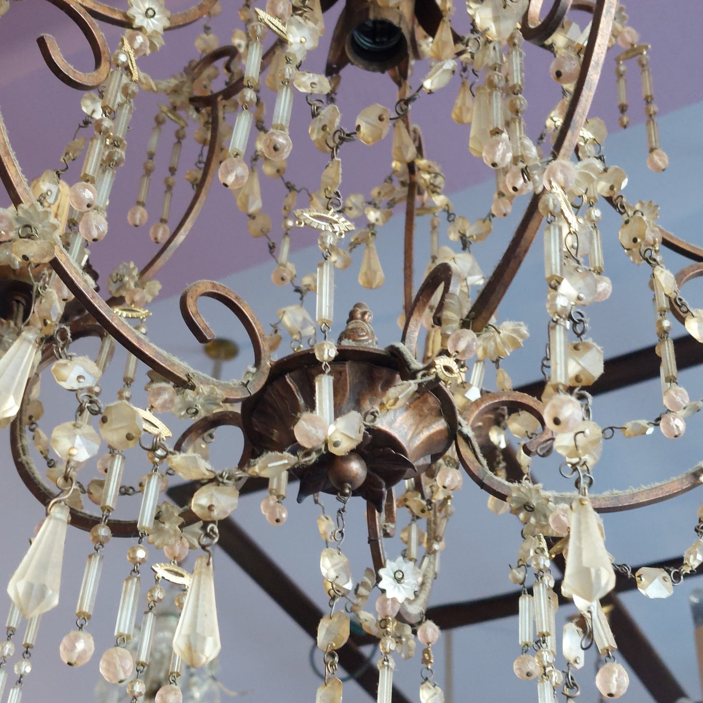 Lampadario Ferro Dorato Con Brindoli 6/luci