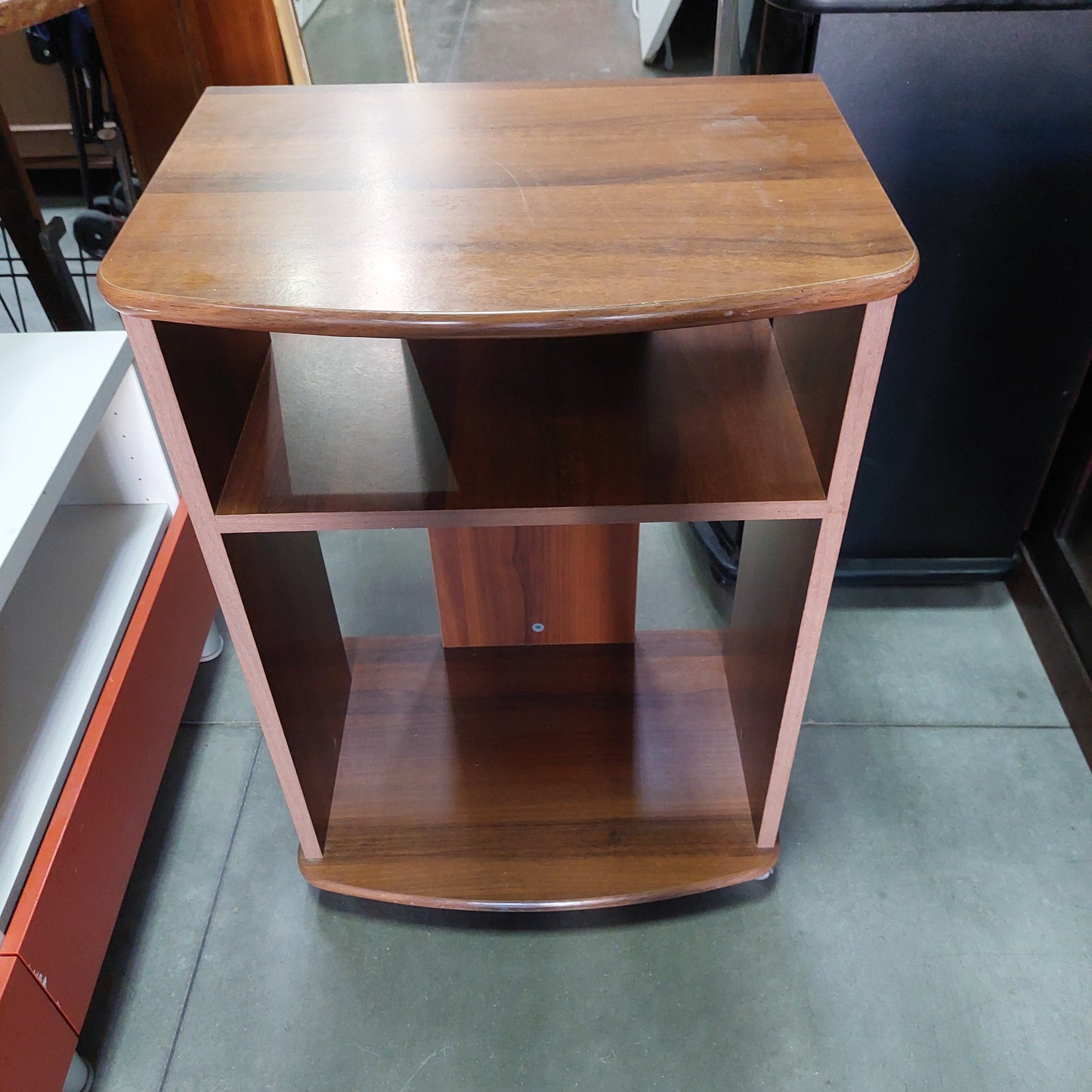 Carrellino Porta Tv Noce Con Ruote Cm53x39x77h