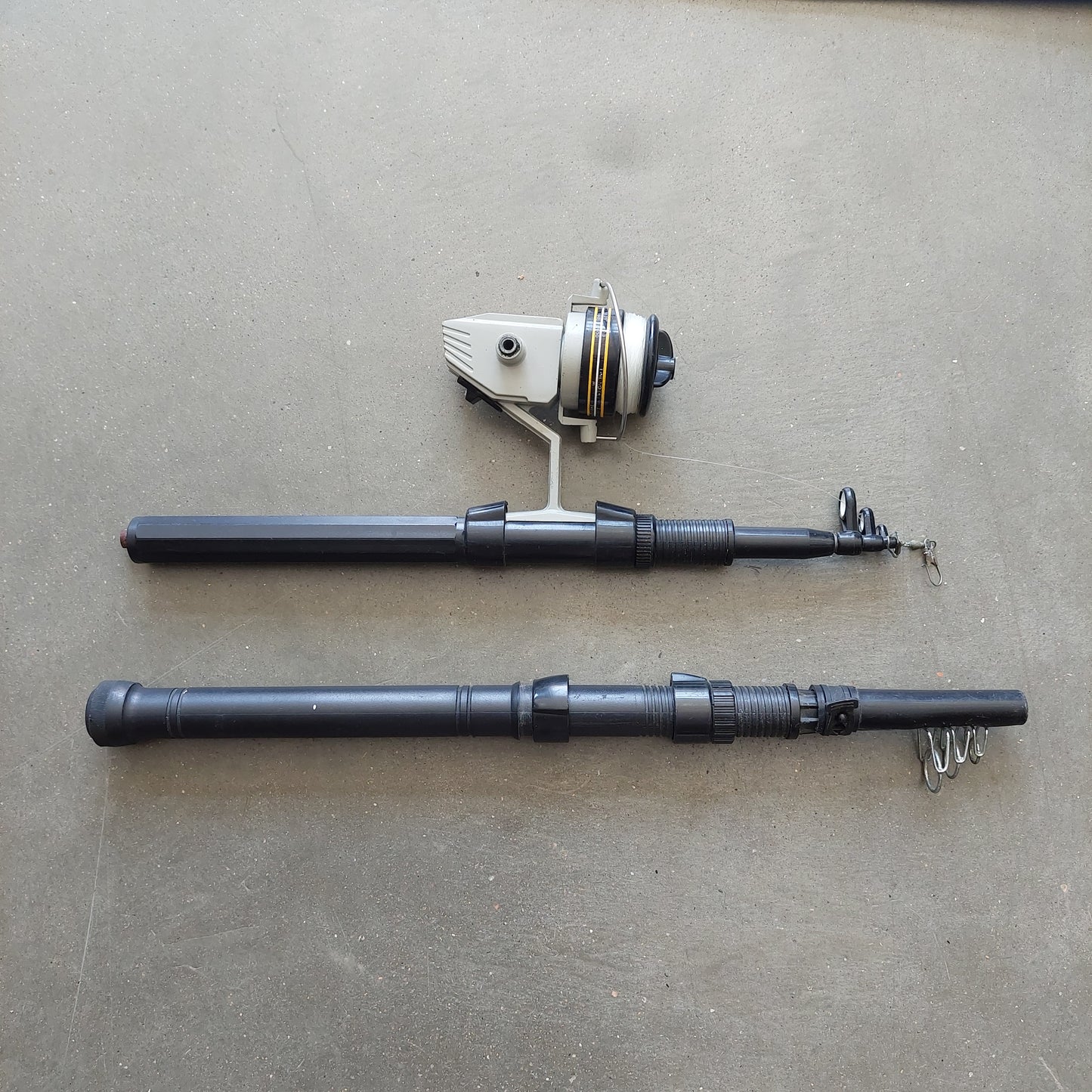 Canna Da Pesca Vintage Con Mulinello