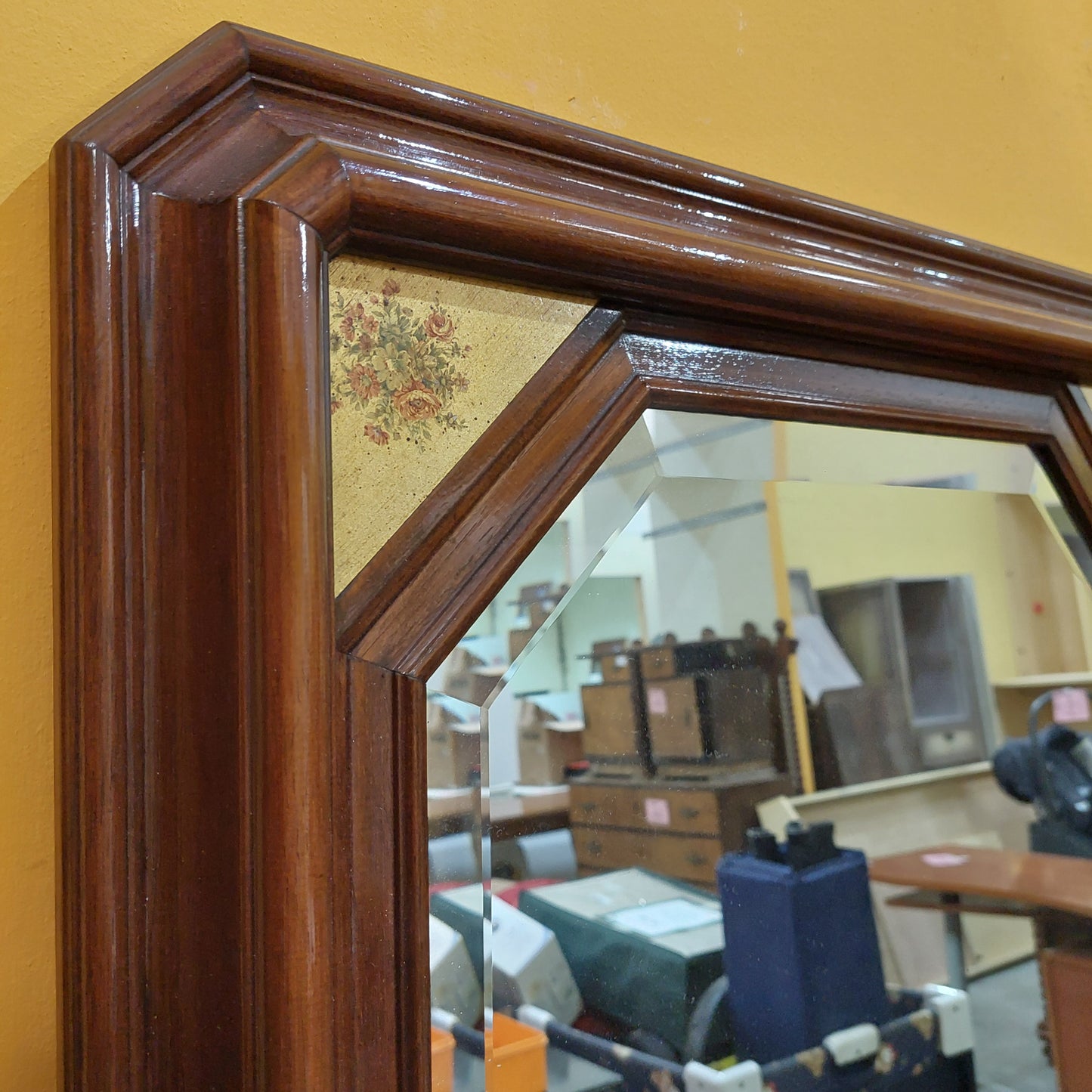 Entratina Noce Con Specchio 1/a Cm93x45x84h