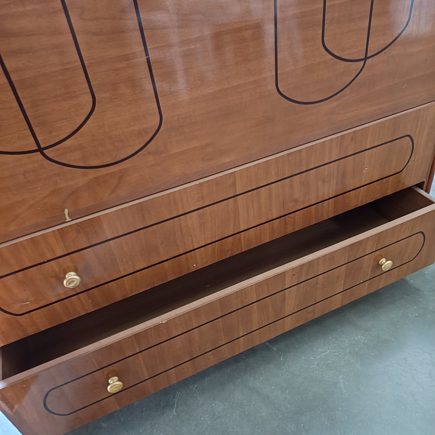 Mobile* 2/c 1/a Contenitore Cm112x56x112h