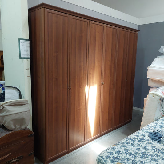 Armadio * 6 Ante Color Noce Cm276,5x60x245h