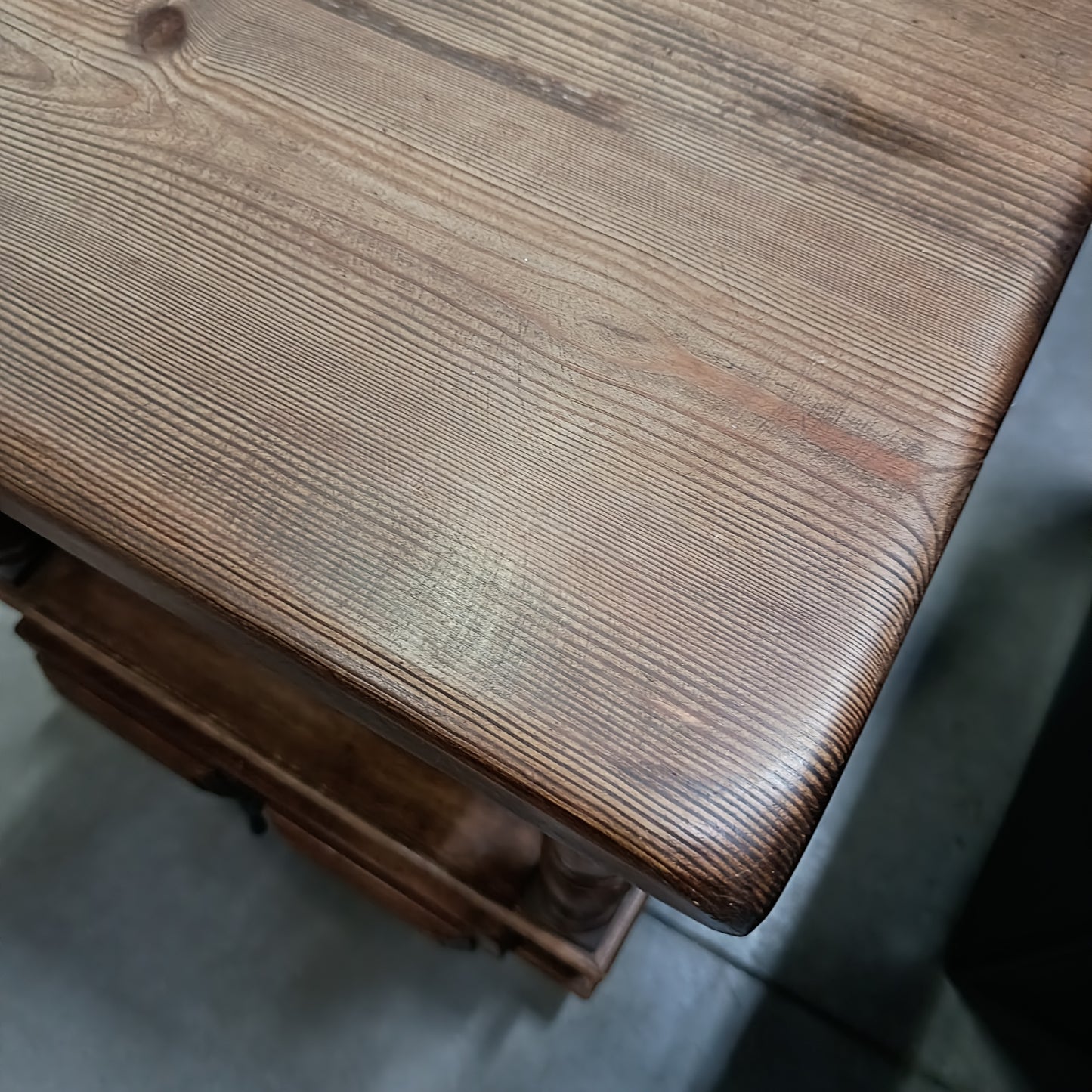 Tavolino 1/c Legno Massello Pino Cm 50x50x54