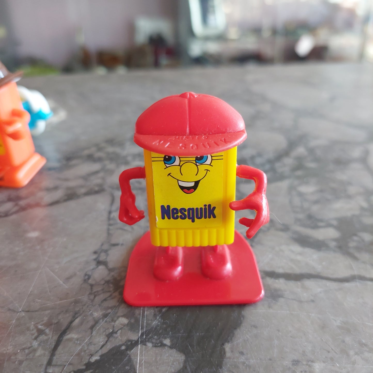 Saltaquik Anni '80 Sorpresina Nesquik