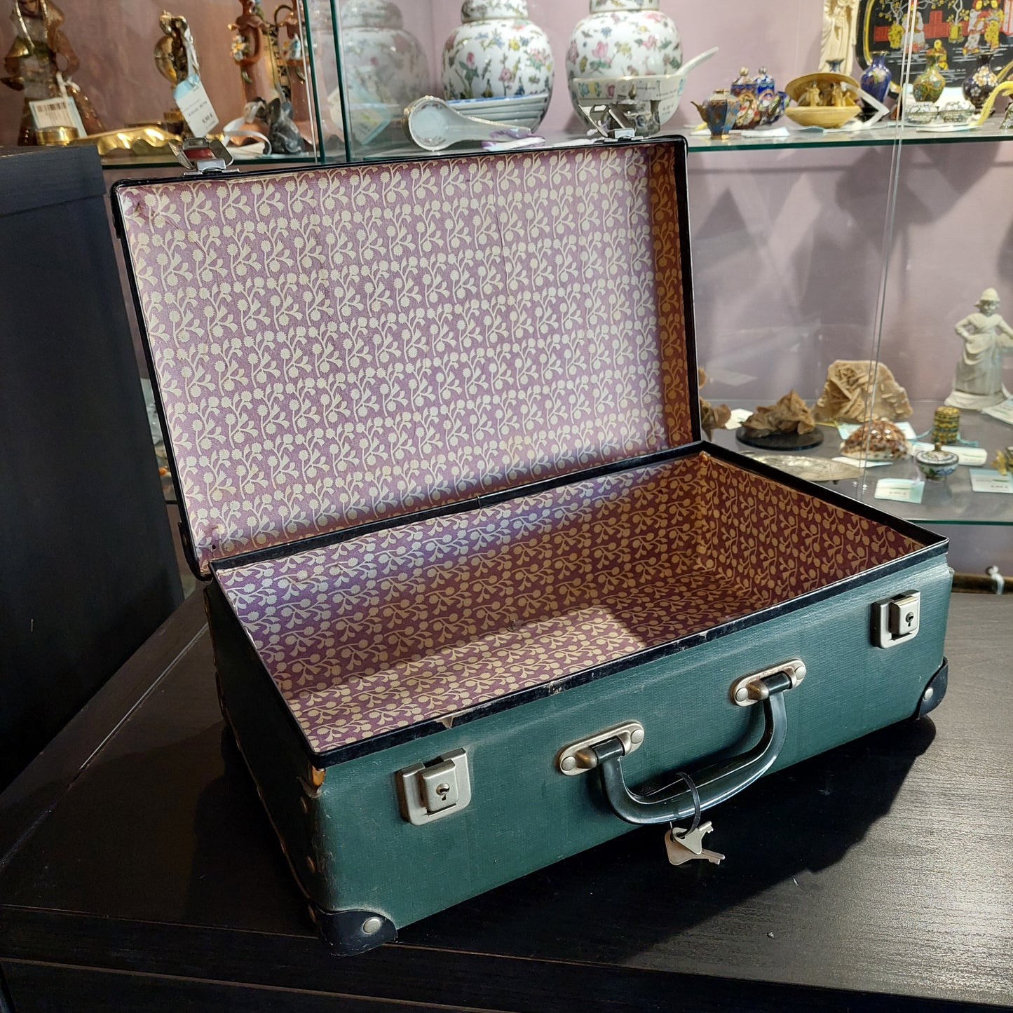 Valigetta Di Cartone Verde Con Borchie Anni 60 Cm40x13x24