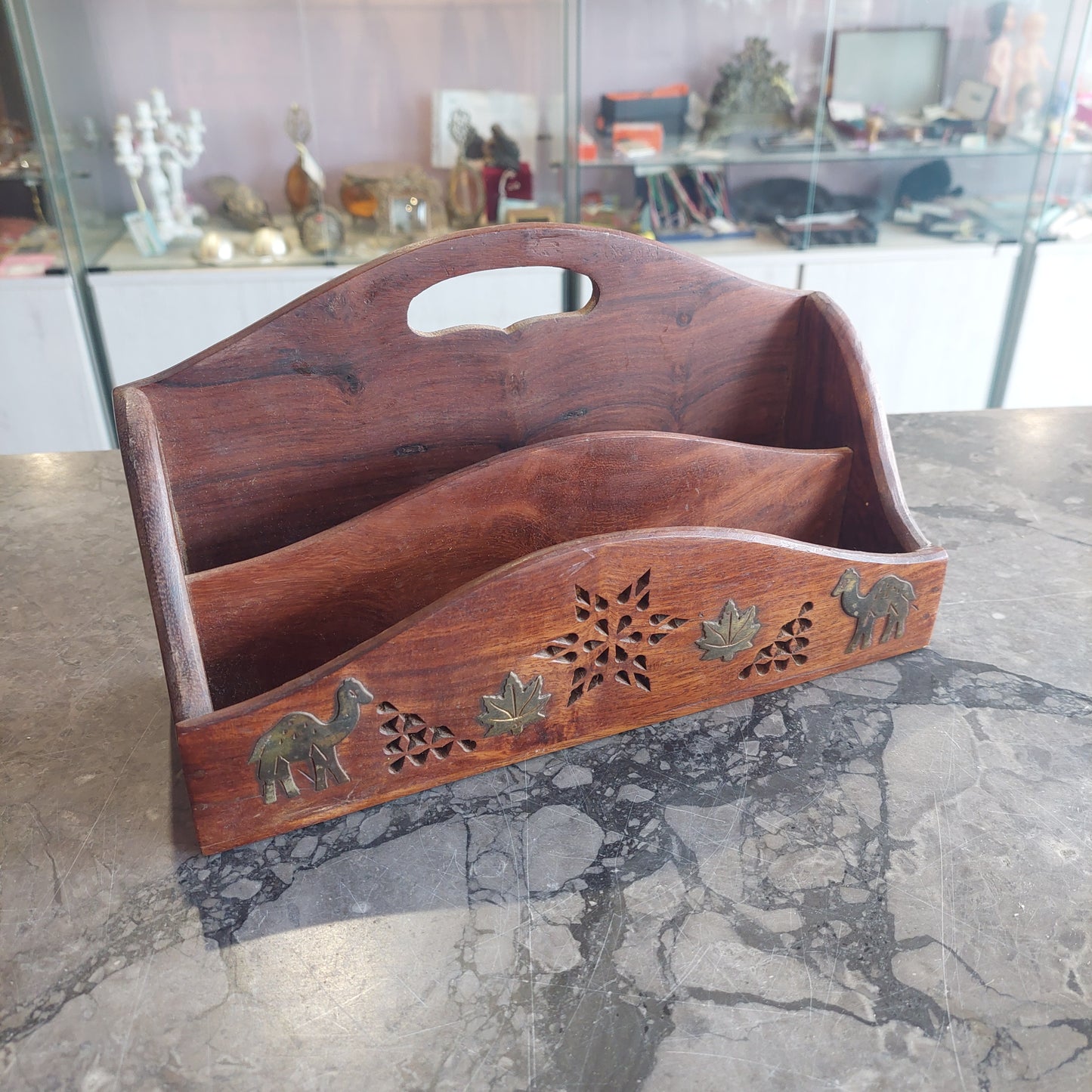 Portalettere Legno Etnico Con Inserti Ottone