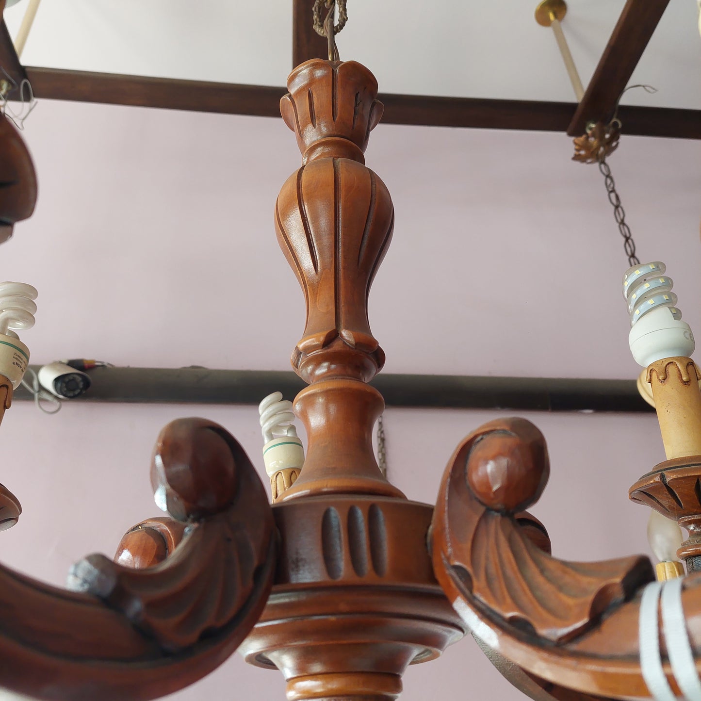 Lampadario Legno Intagliato 5/l