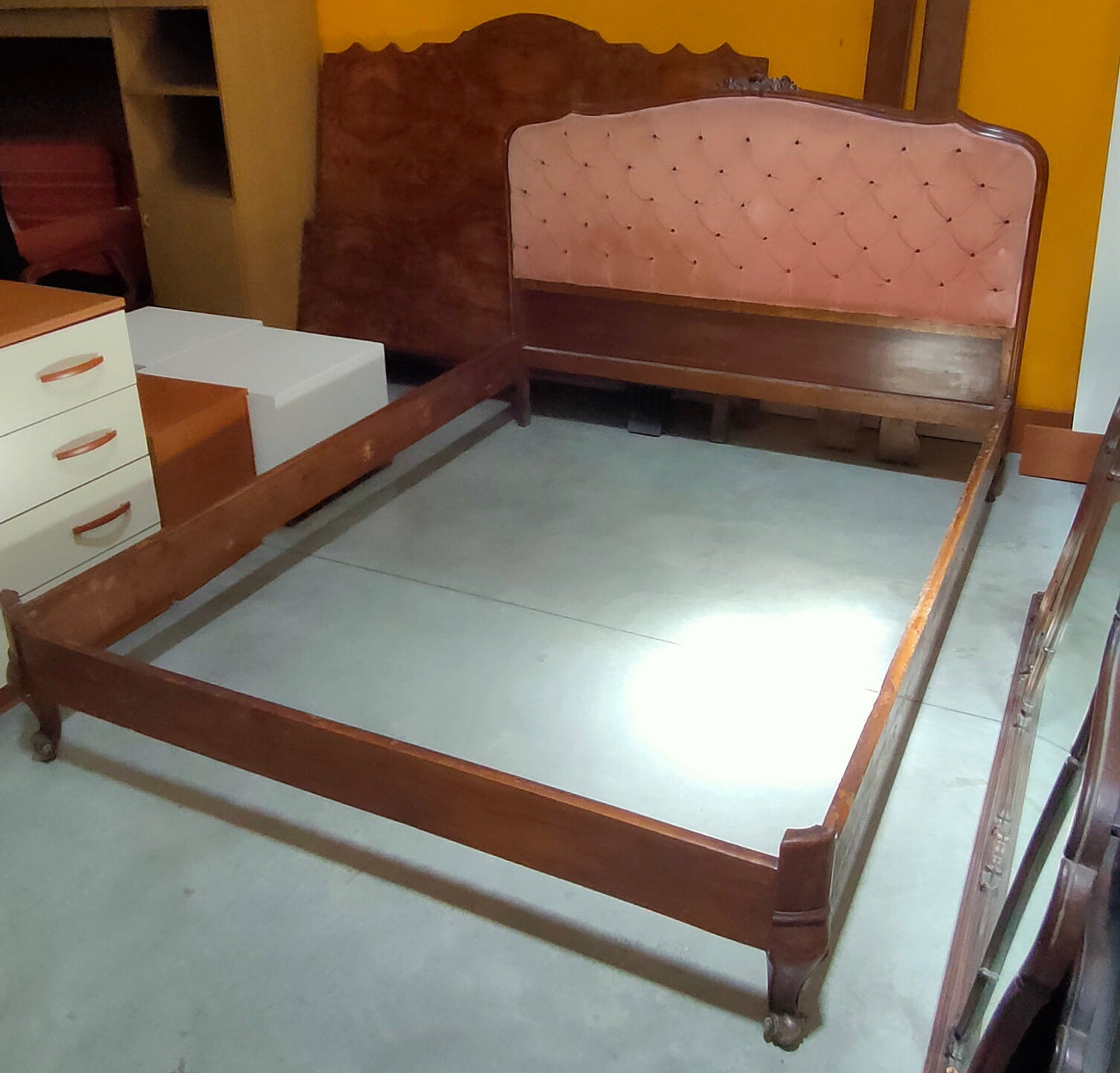 Letto * Matrimoniale Capitonnè Velluto Cm171x198h