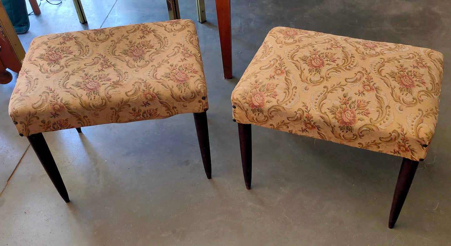 Pouf Legno Tessuto Fiori Cm47x36x40h