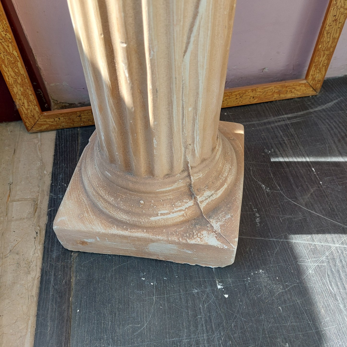 Colonnina Gesso * Cm21x21x83h