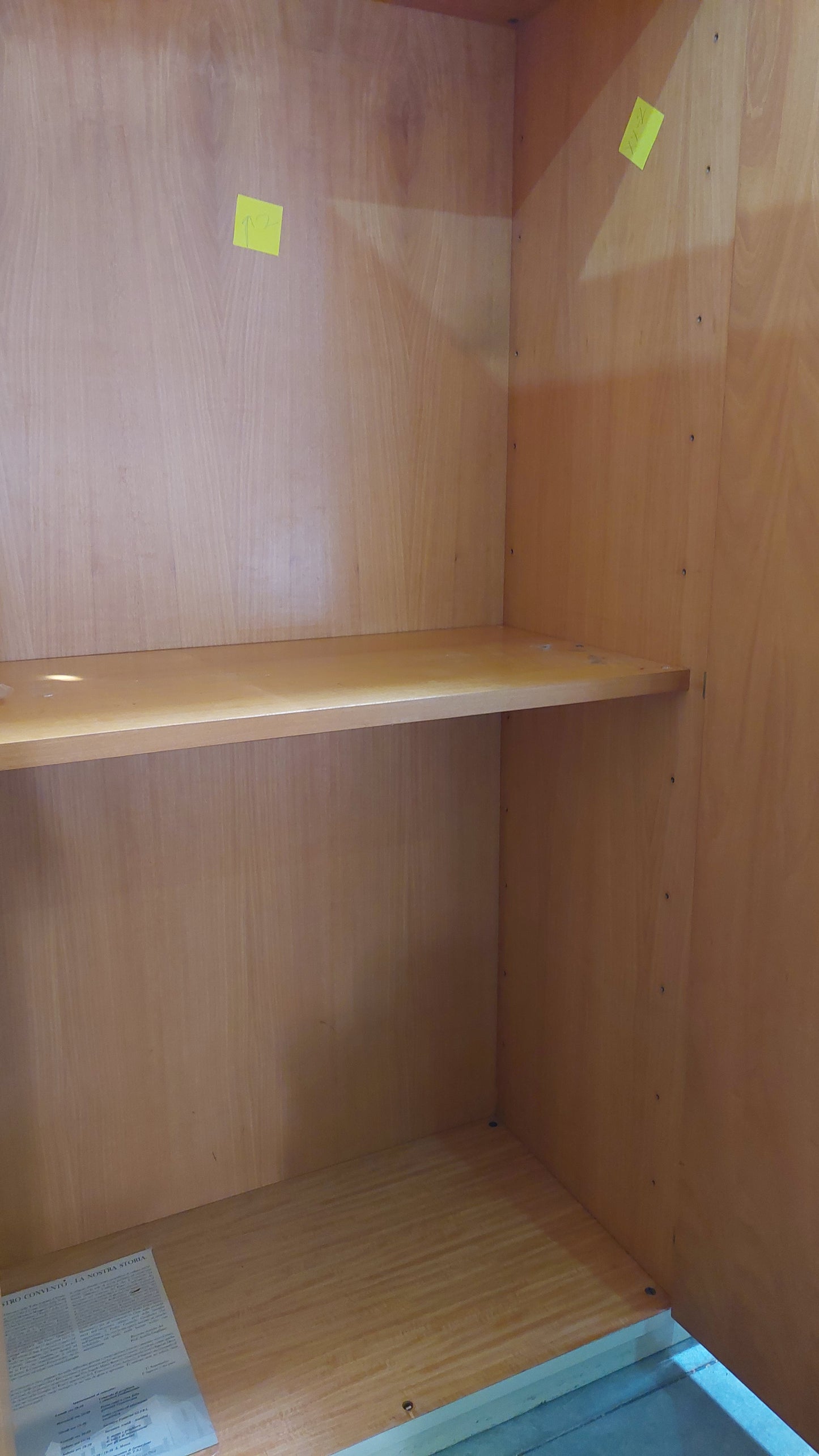 Armadio 3 Ante Legno Bianco Cm166x60x222h