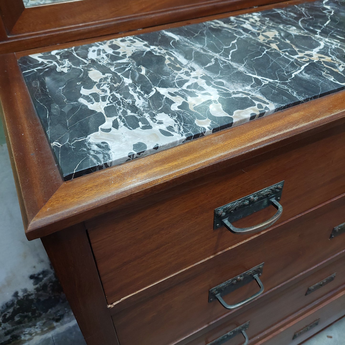 Cassettone Liberty Con Marmo * E Specchio Cm108x46x193h