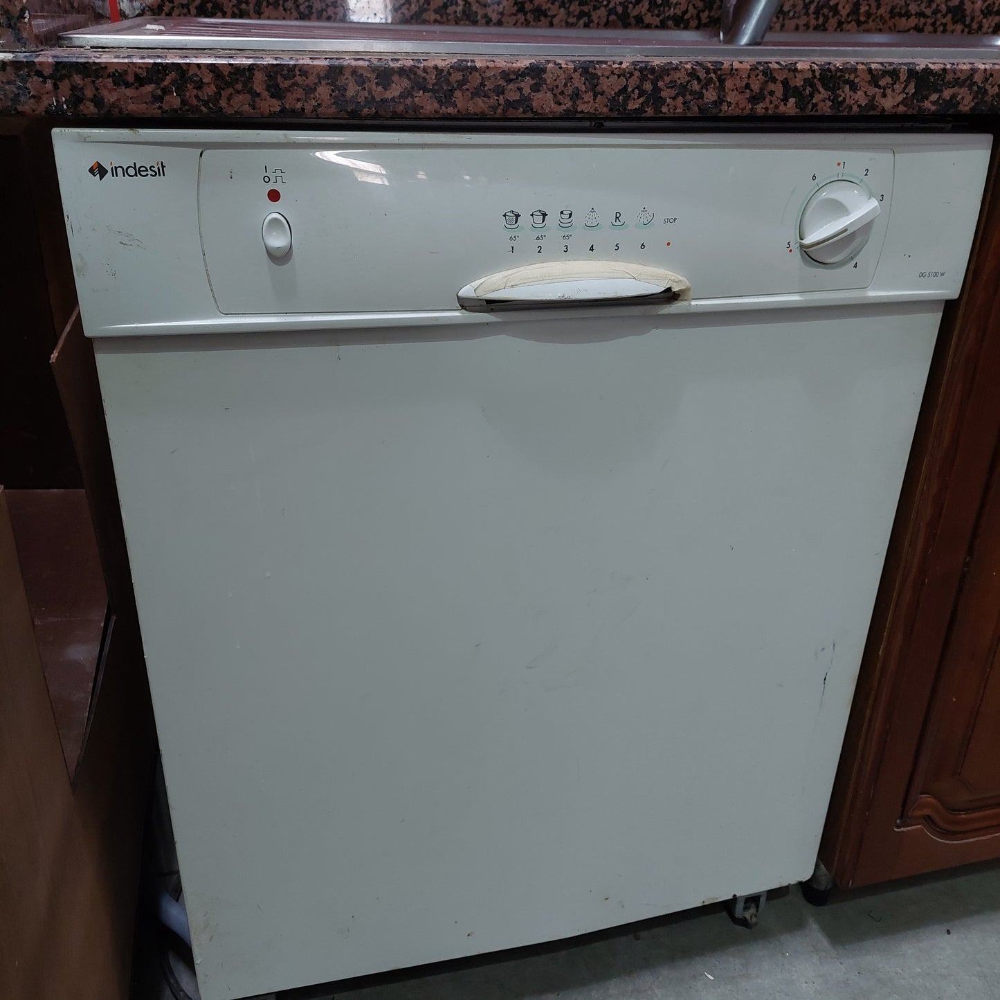 Cucina Lineare In Legno Piano In Granito Cm260/325