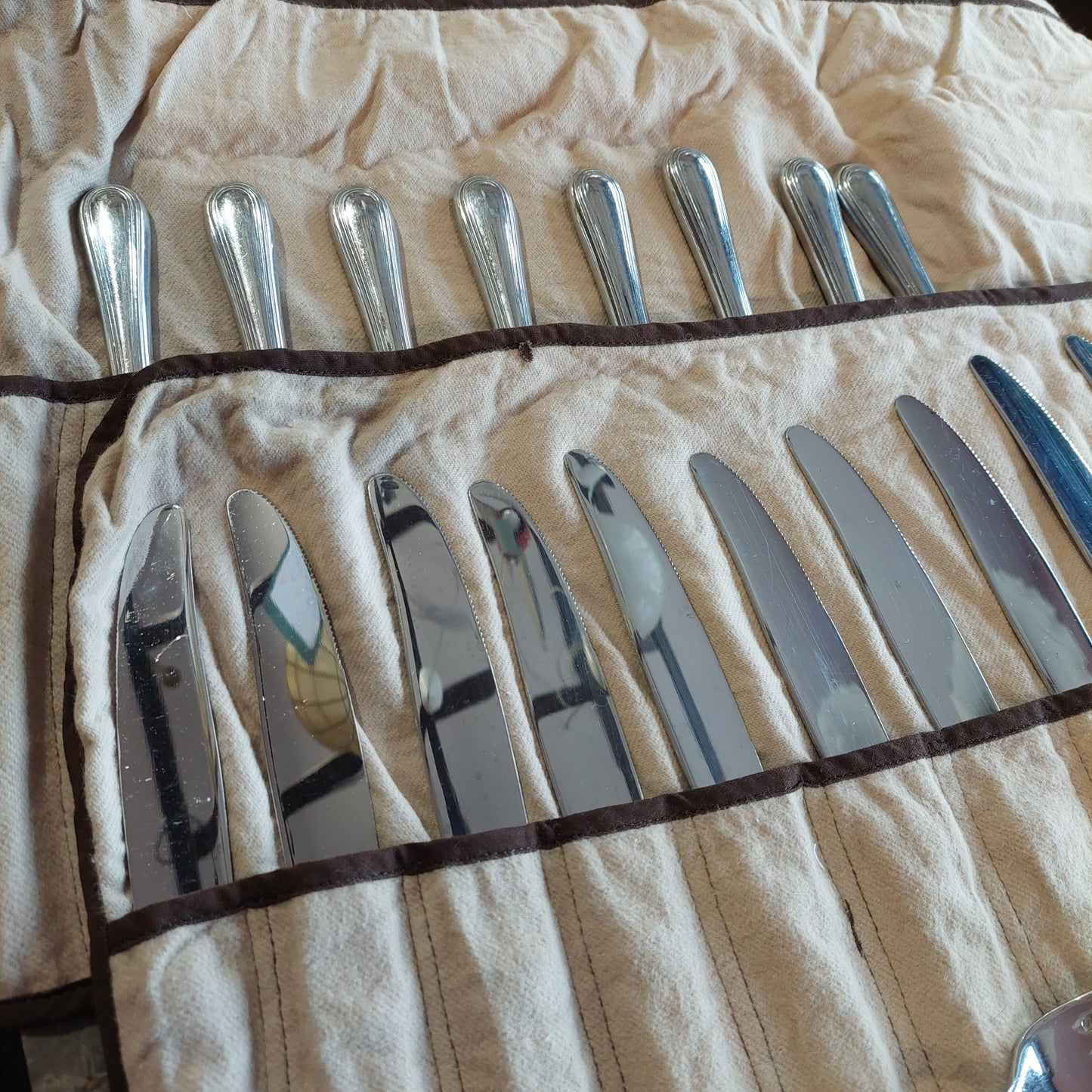 Set/44 Posate Assortite Inox Placcato Argento Broggi