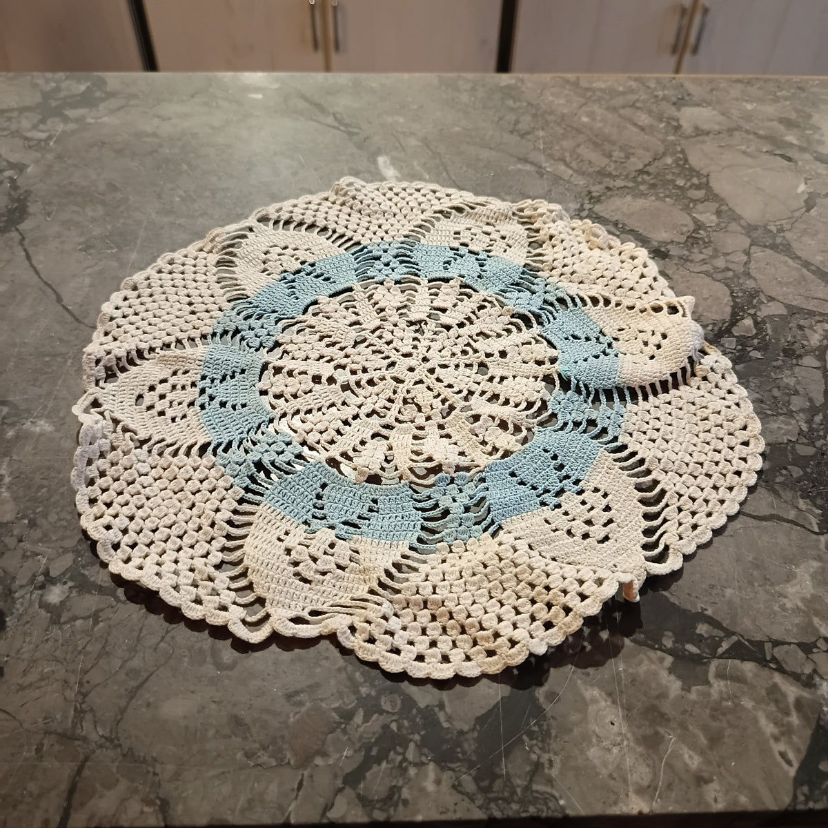 Centrino Cotone Bianco/azzurro D. 27 Cm