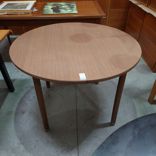 Tavolo Tondo In Formica All. D111/150x78h