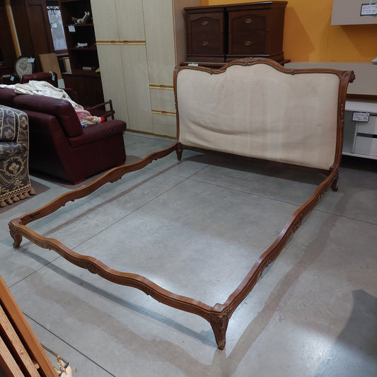 Letto Matrimoniale Legno Imbottito Stile Classico