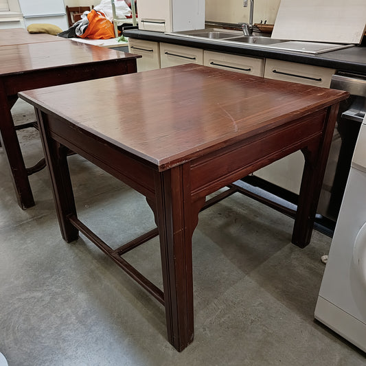 Tavolo* Legno St. Liberty Cm 100x95x78h