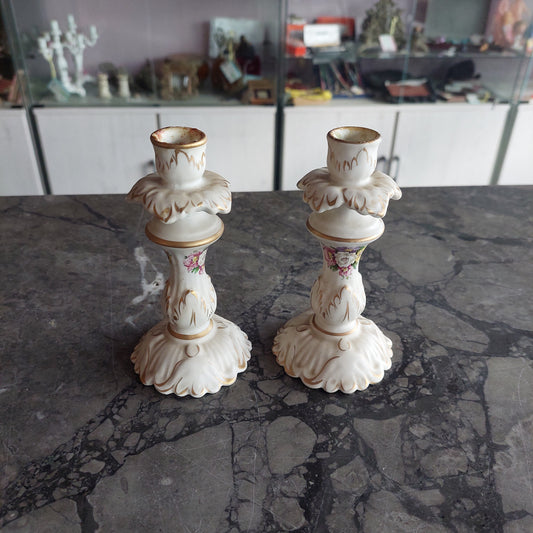 Coppia Candelabri Porcellana 3bo Decoro Fiori E Oro