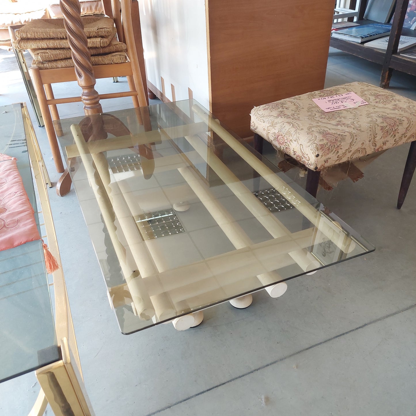 Tavolino Metallo Bianco Vetro Fumè Cm100x54x31,5