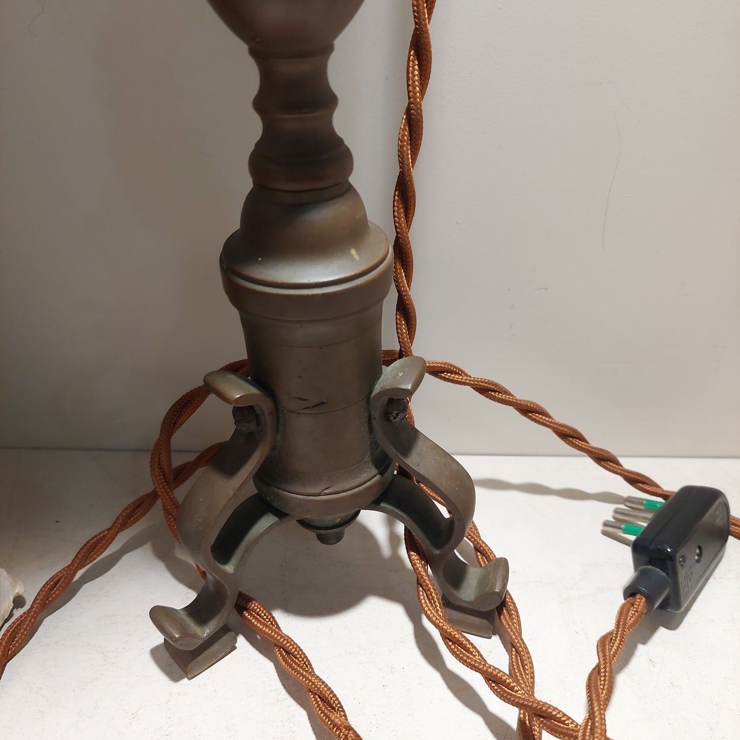 Candeliere Elettrificato In Ottone Fine '800 H50