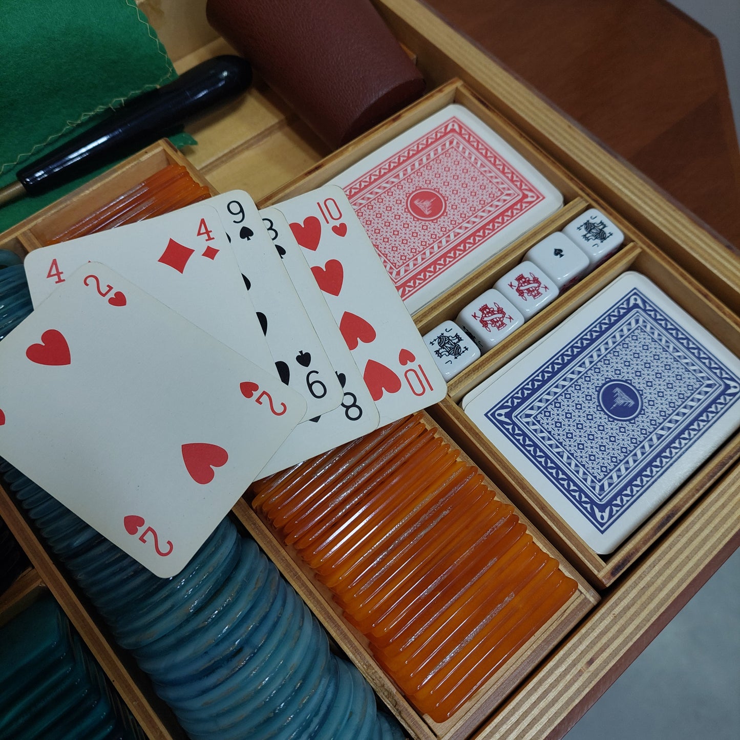Valigetta Roulette Dadi Carte Poker E Fiches Vintage
