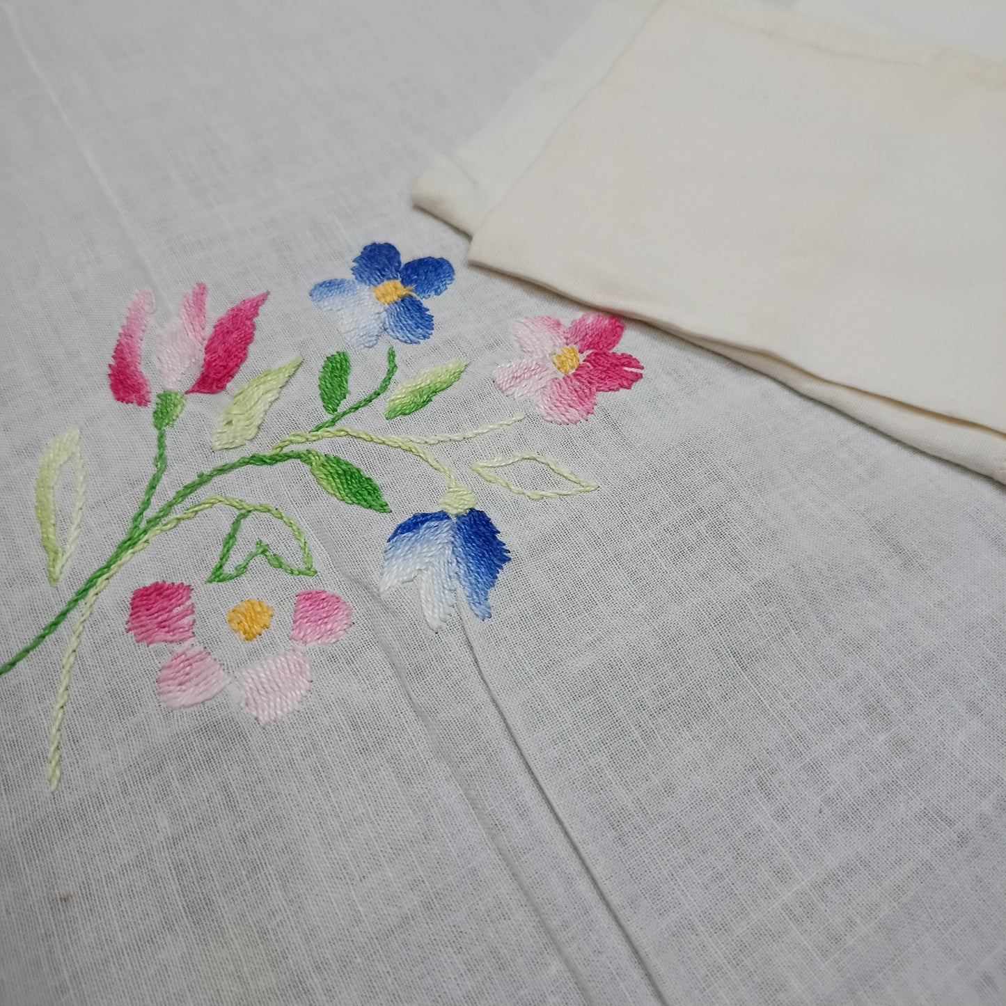 Tovaglia Lino** Ricamati Fiori Cm220x130
