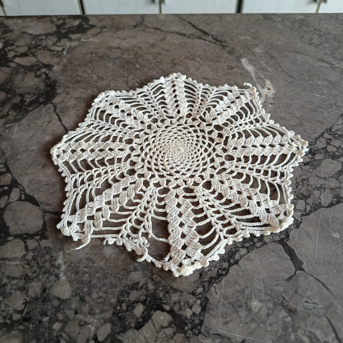 Centrino Bianco Tondo D.20cm