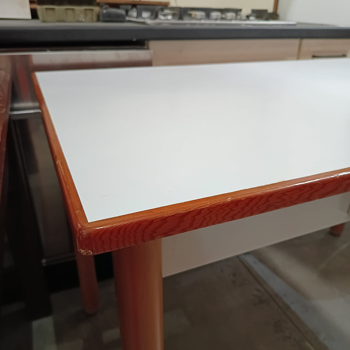 Tavolo Da Cucina Legno Piano In Formica Bianca 1/c Cm127x72x77h