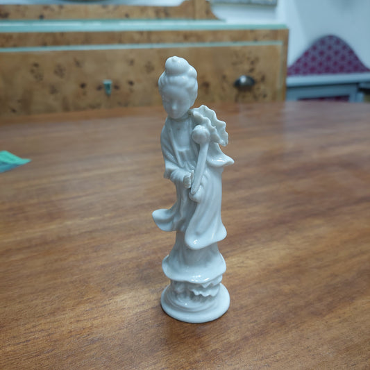 Statuina Dea Cinese Guaynin A Porcellana* Bianca Antica