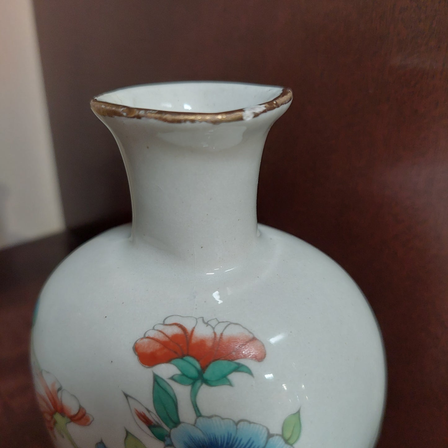 Vasetto Porcellana Decoro Fiori0,00 €