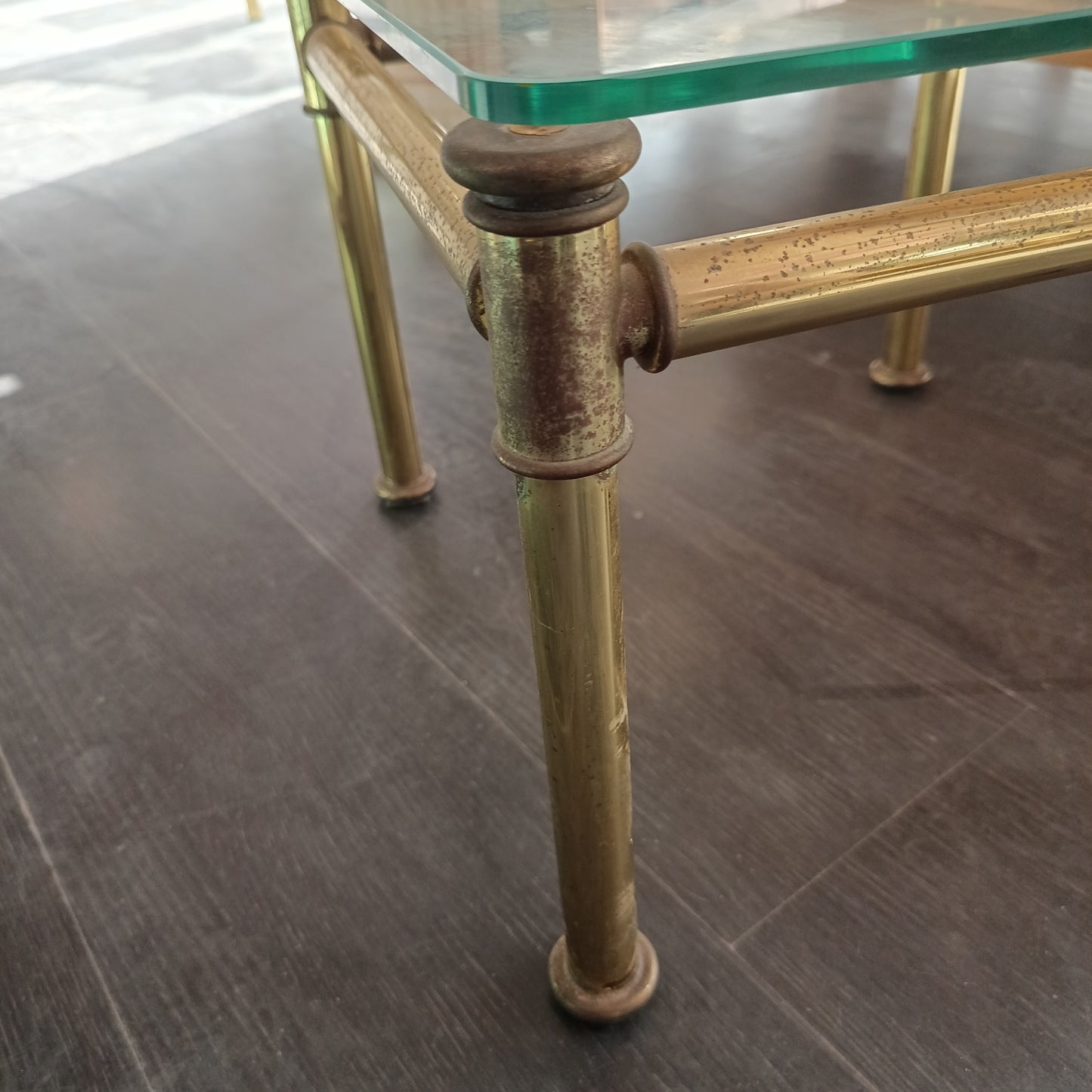 Tavolino* Metallo Dorato/vetro Anni 70 Cm39x39x31h