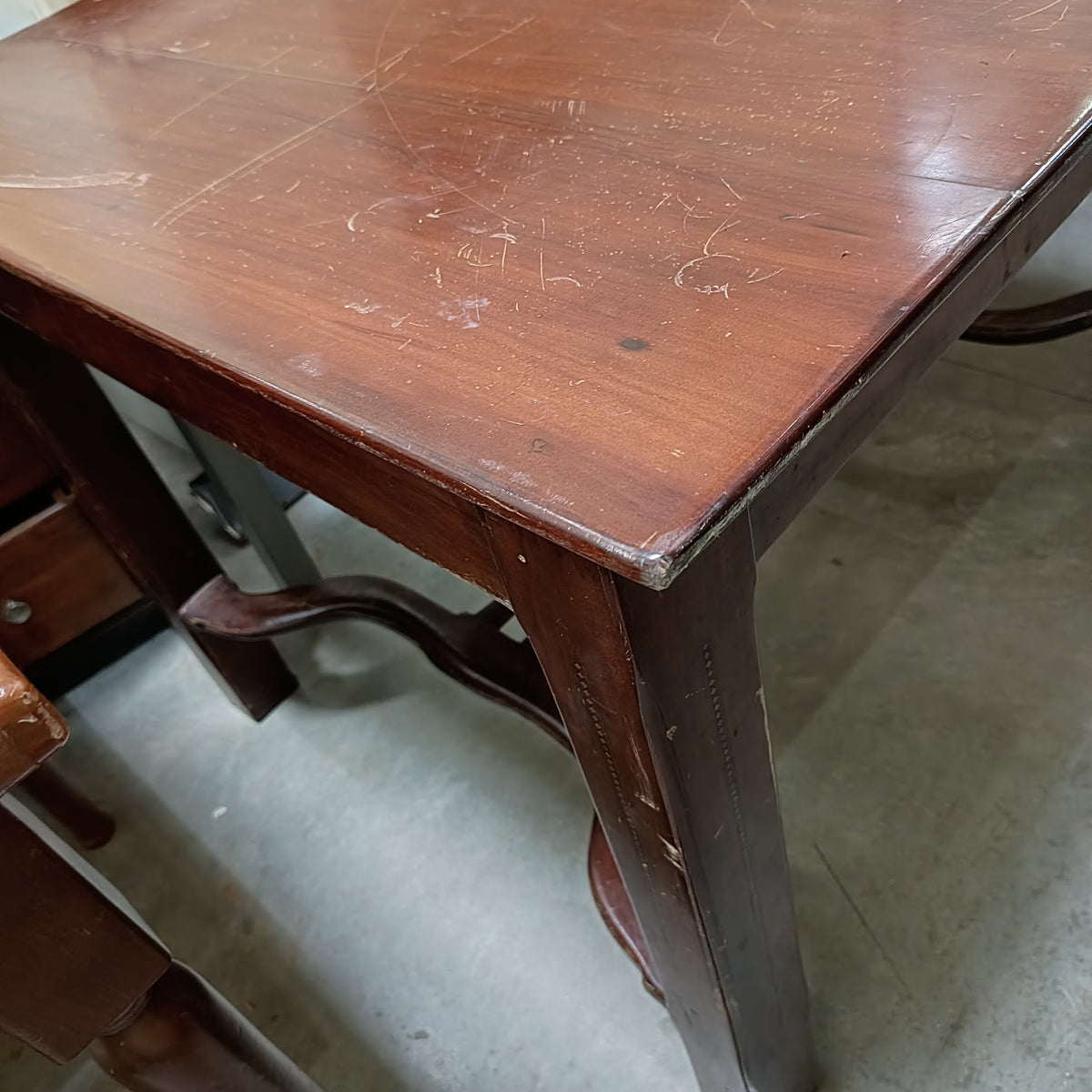 Tavolo* Legno St. Liberty Cm 105x95x79h
