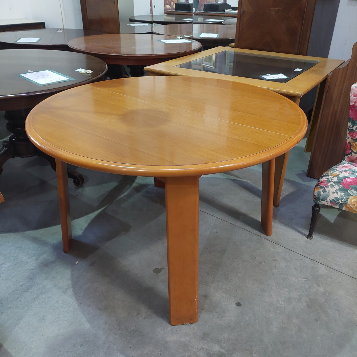 Tavolo Tondo Legno Noce Allungabile D120/160x77