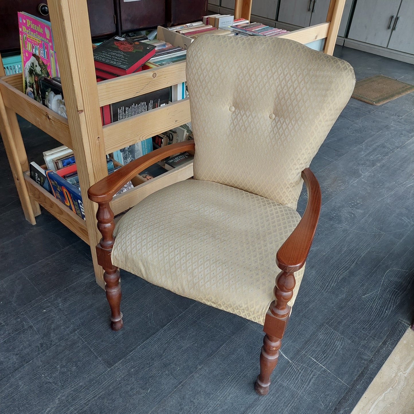 Poltroncina Legno / Imbottita Avorio *