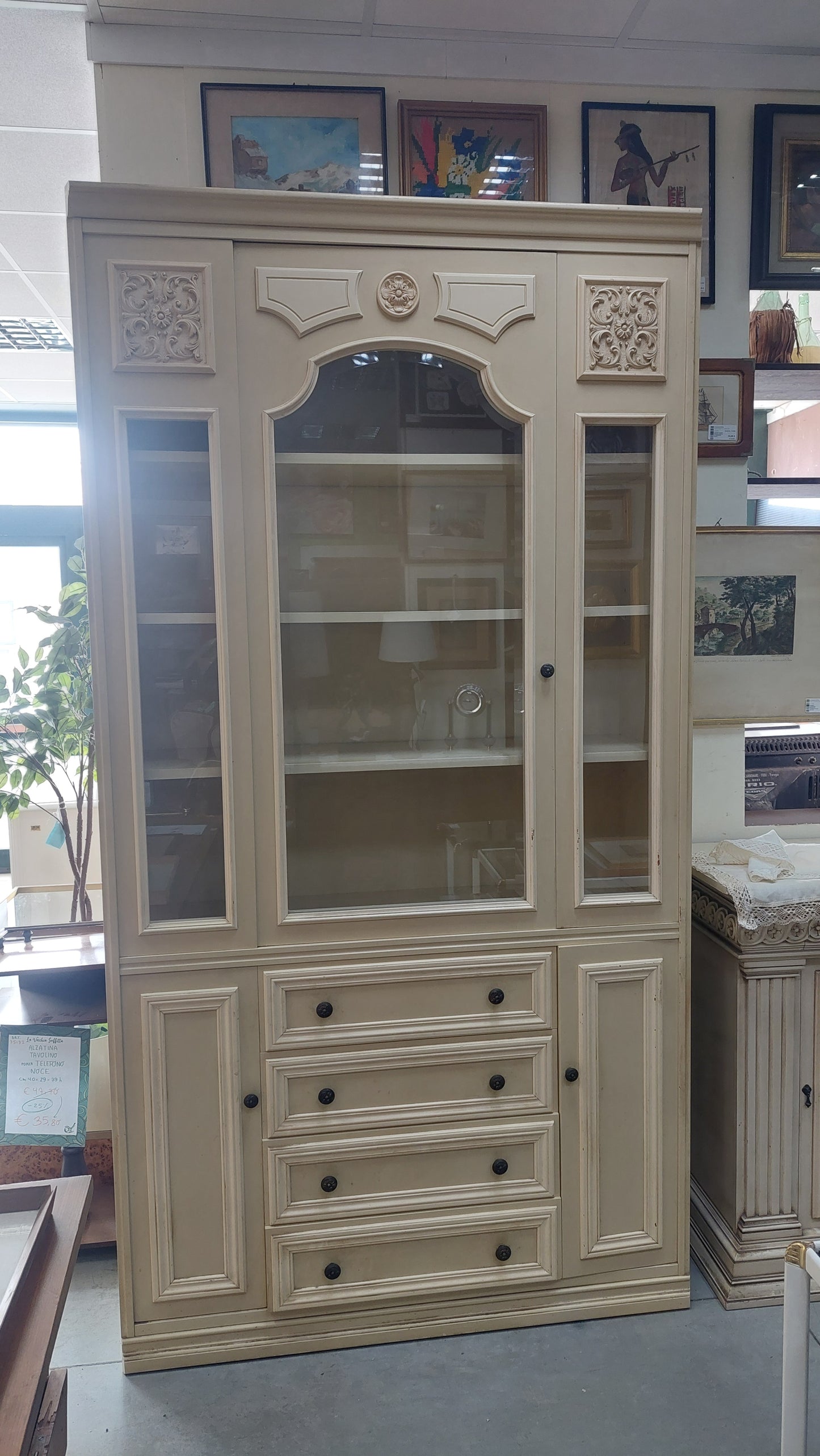 Vetrina St. Classico Avorio 4/c 3/a Cm125x44x236h