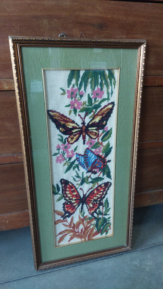 Quadro Farfalle Mezzopunto Cornice Dorata