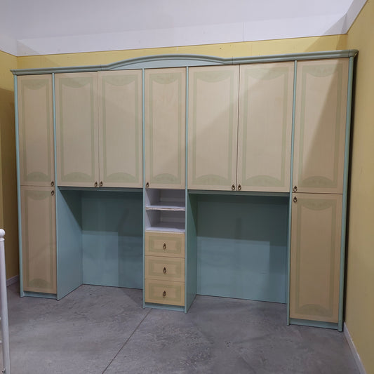 Cameretta Verde/beige 9/ante 3/cassetti Cm350x58x260h