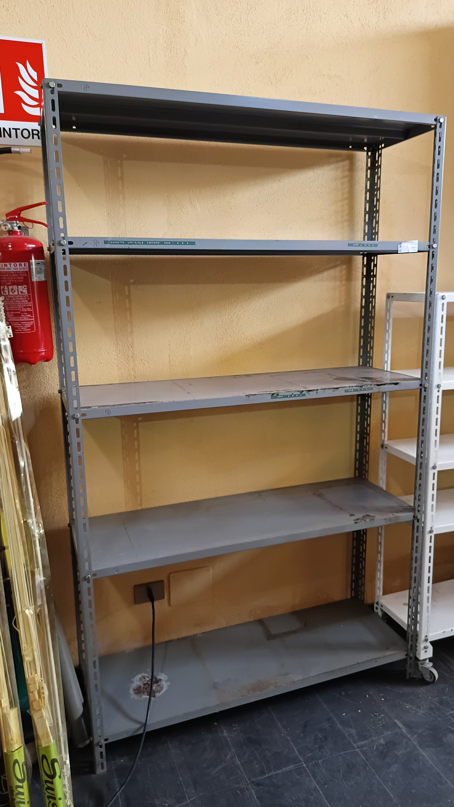 Scaffale * Metallo Zincato 5 Ripiani Cm120x40x200h