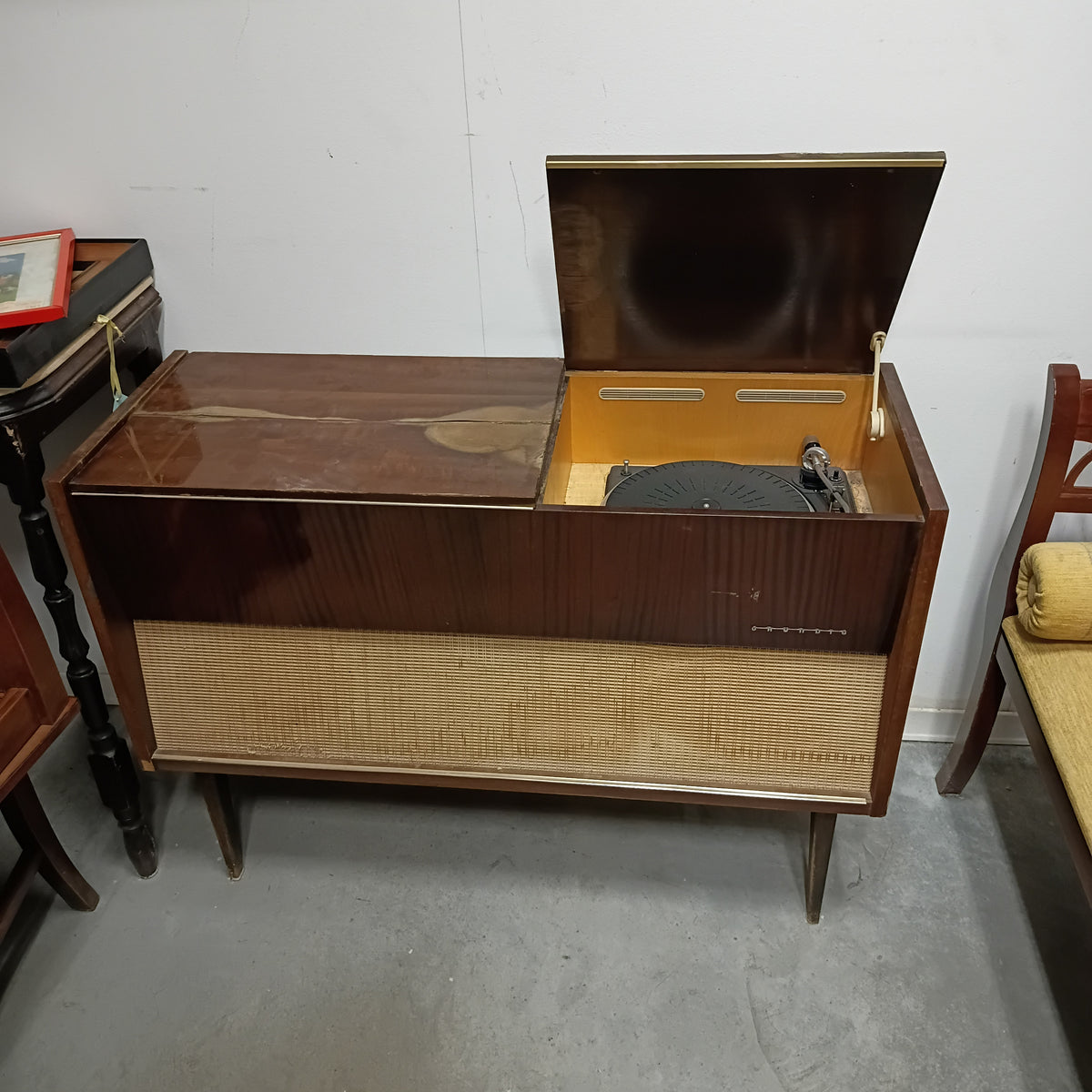 Mobile* Radio Vintage Cm101x39x73