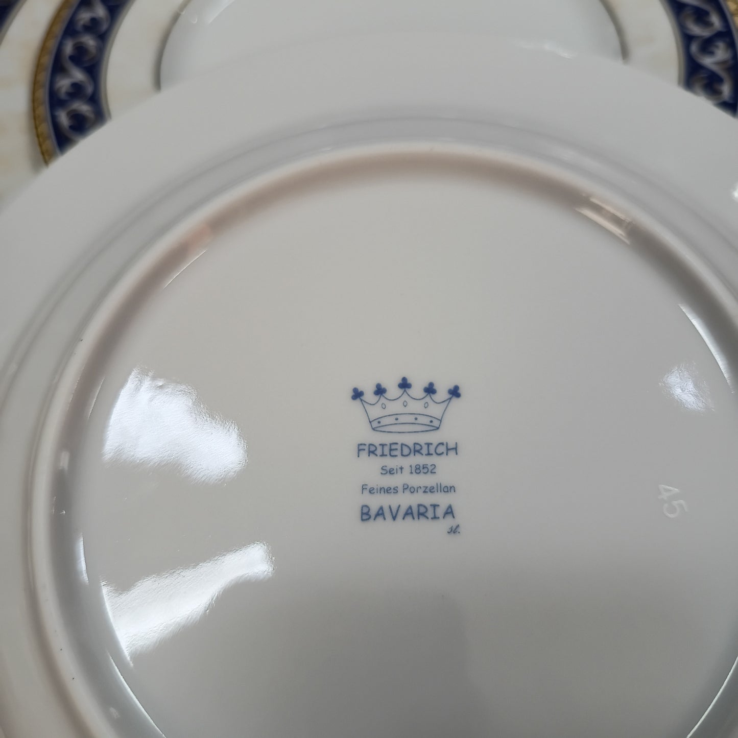 Servizio 131 Pz Piatti, Caffè, The Porcellana E Calici Cristallo Blu/oro