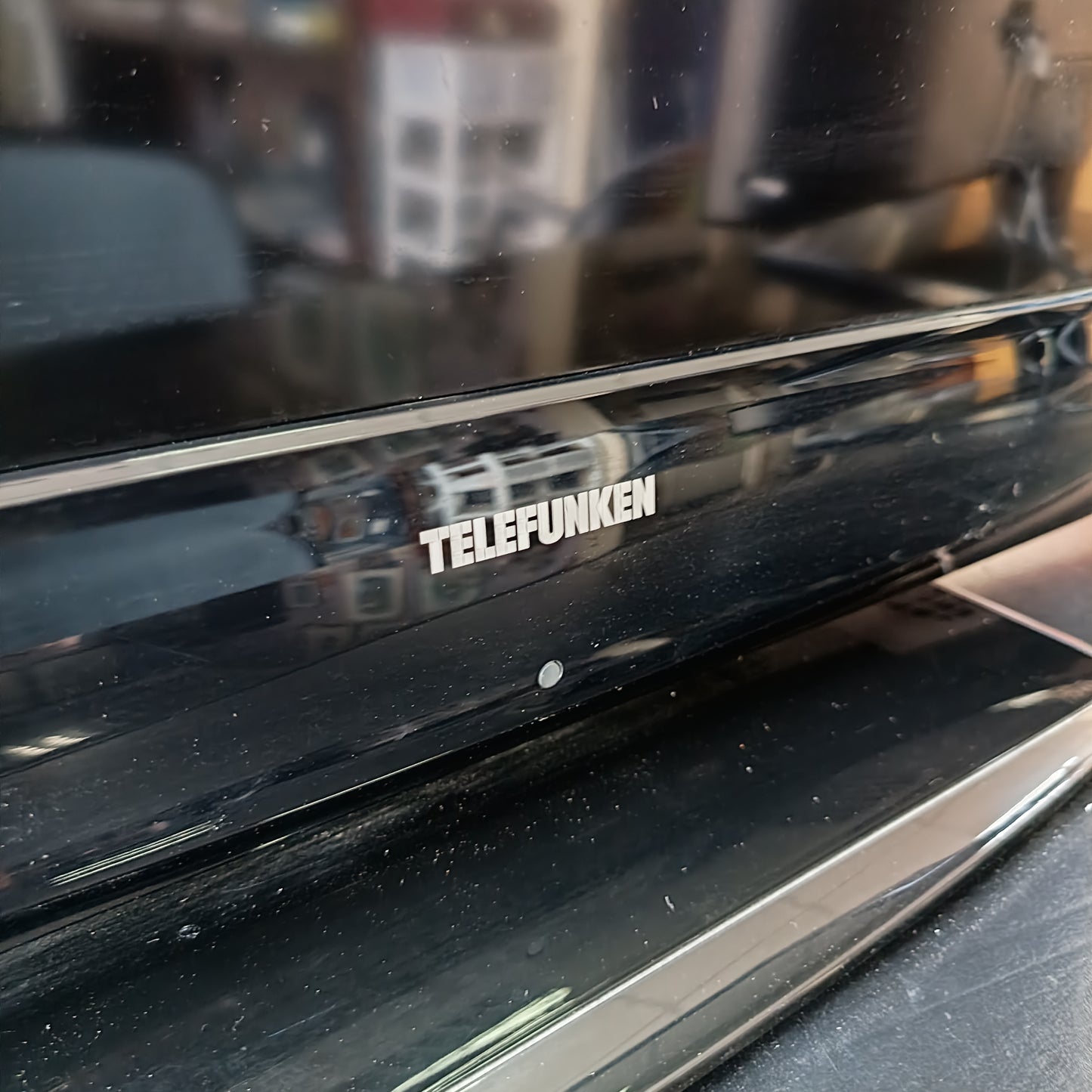 Televisore Lcd Telefunken Te32880n13