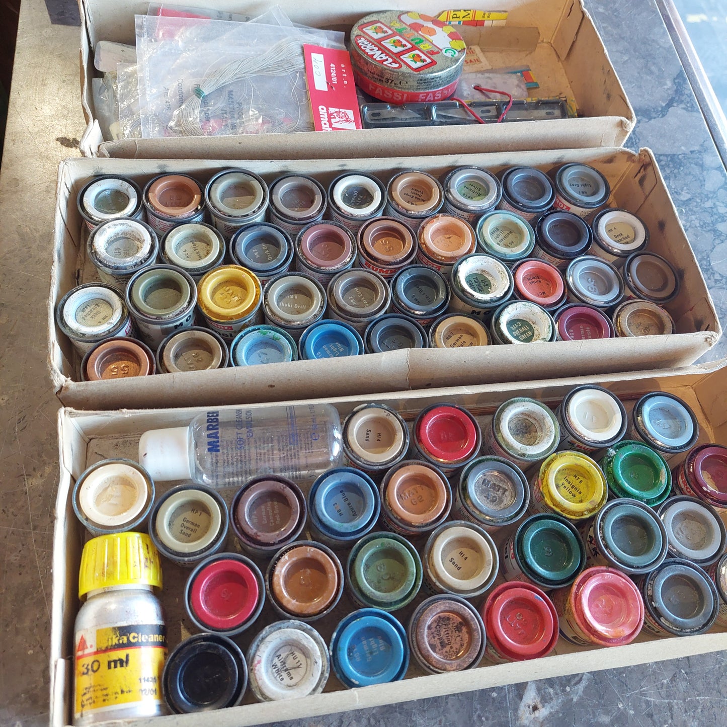Kit Colori E Accessori Per Modellismo