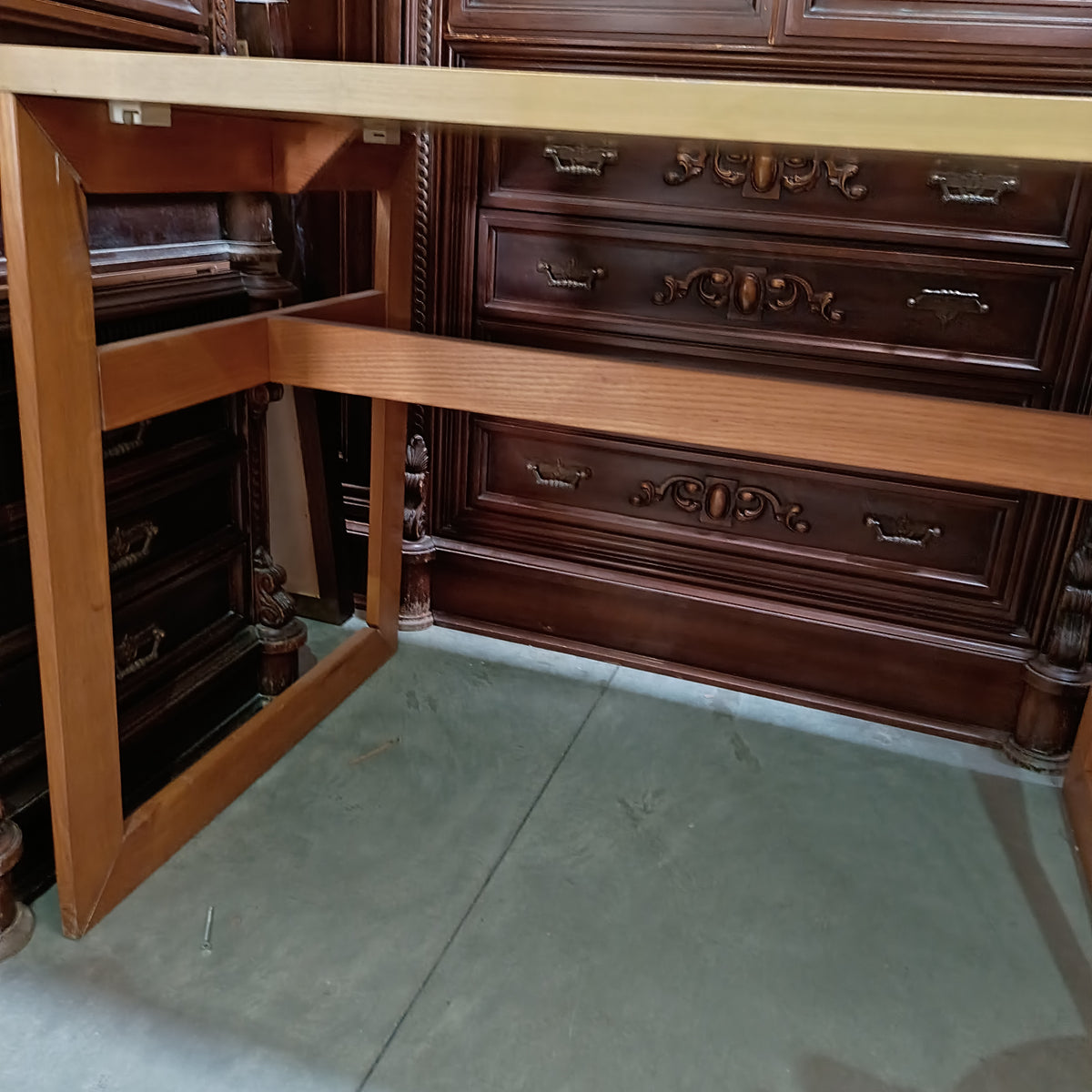 Scrivania Frassino Cm102x68x79h