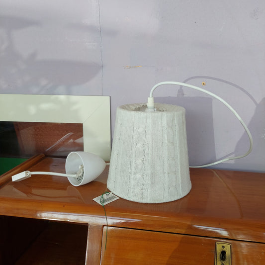 Lampadario In Lana Bianco