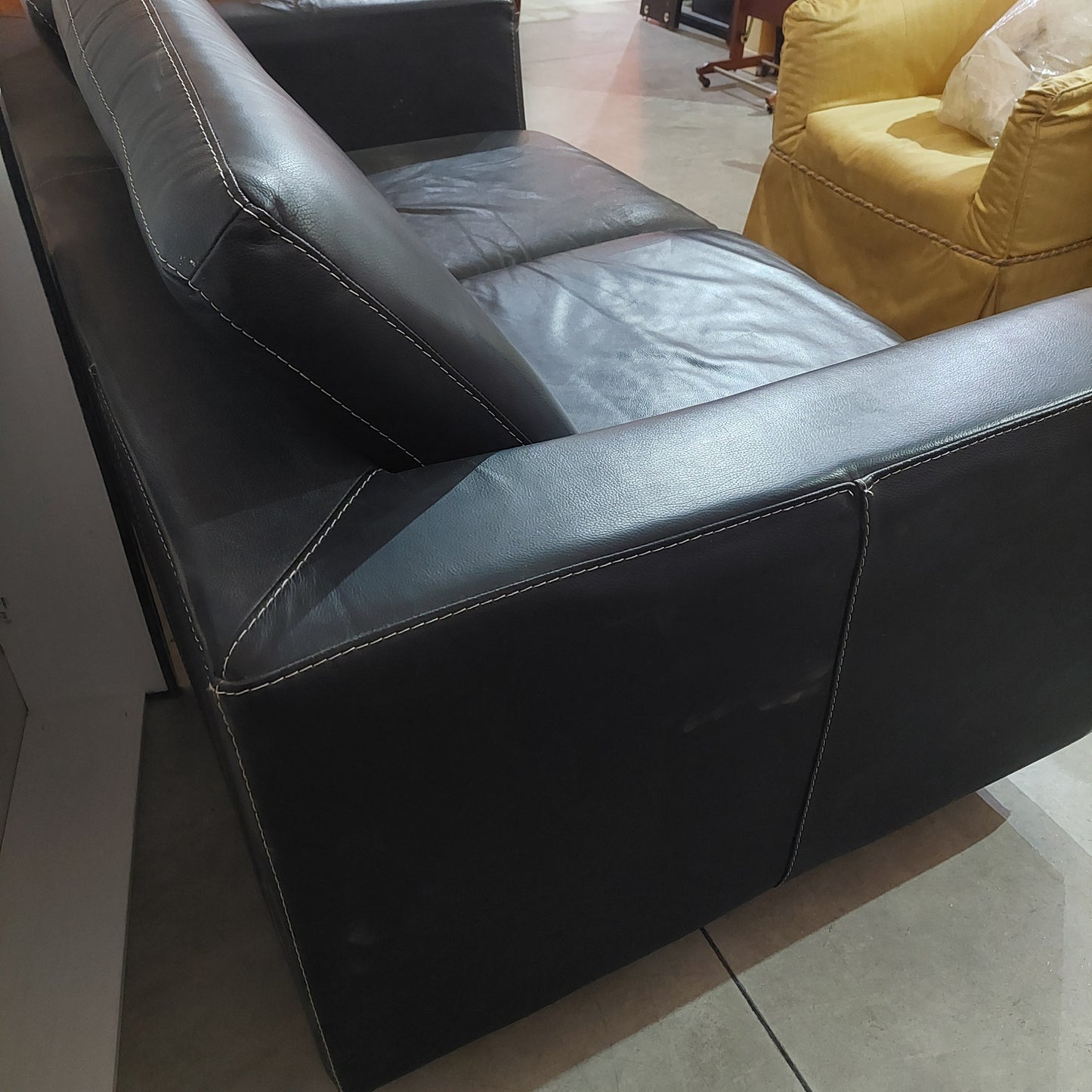 Divano Nero Cm162x95x85h